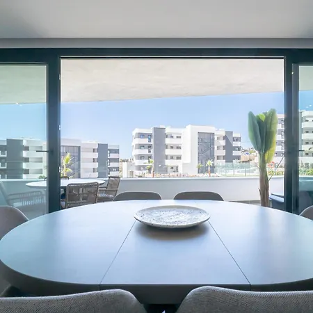 Апартаменты Higueron West Viii - Casa Berit Brand New