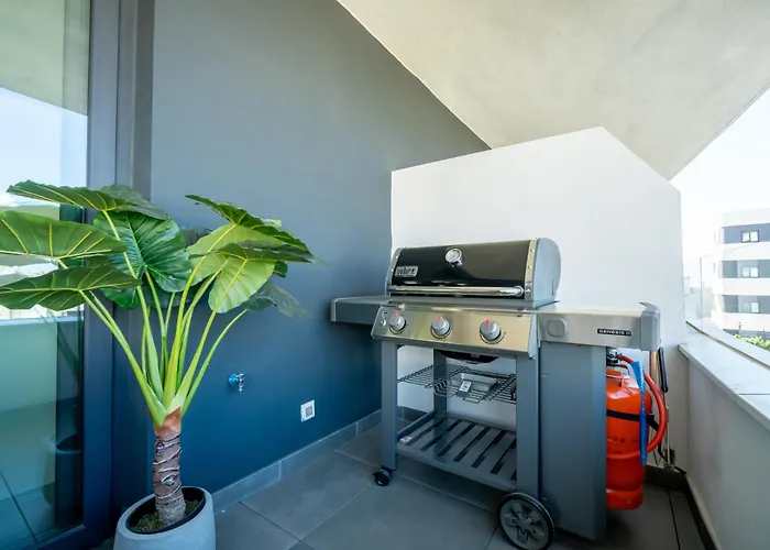 Higueron West Viii - Casa Berit Brand New