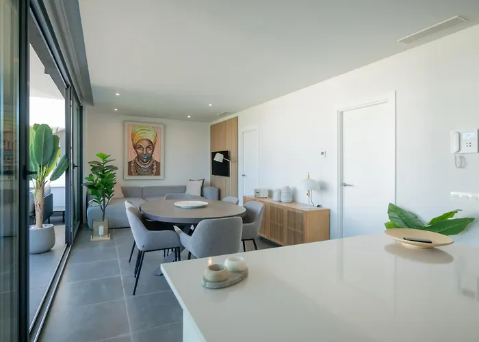 Апартаменты Higueron West Viii - Casa Berit Brand New